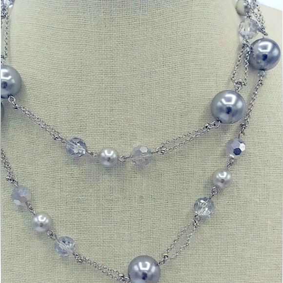 Carolee Faux Silver Pearl & Crystal Necklace - Picture 2 of 9